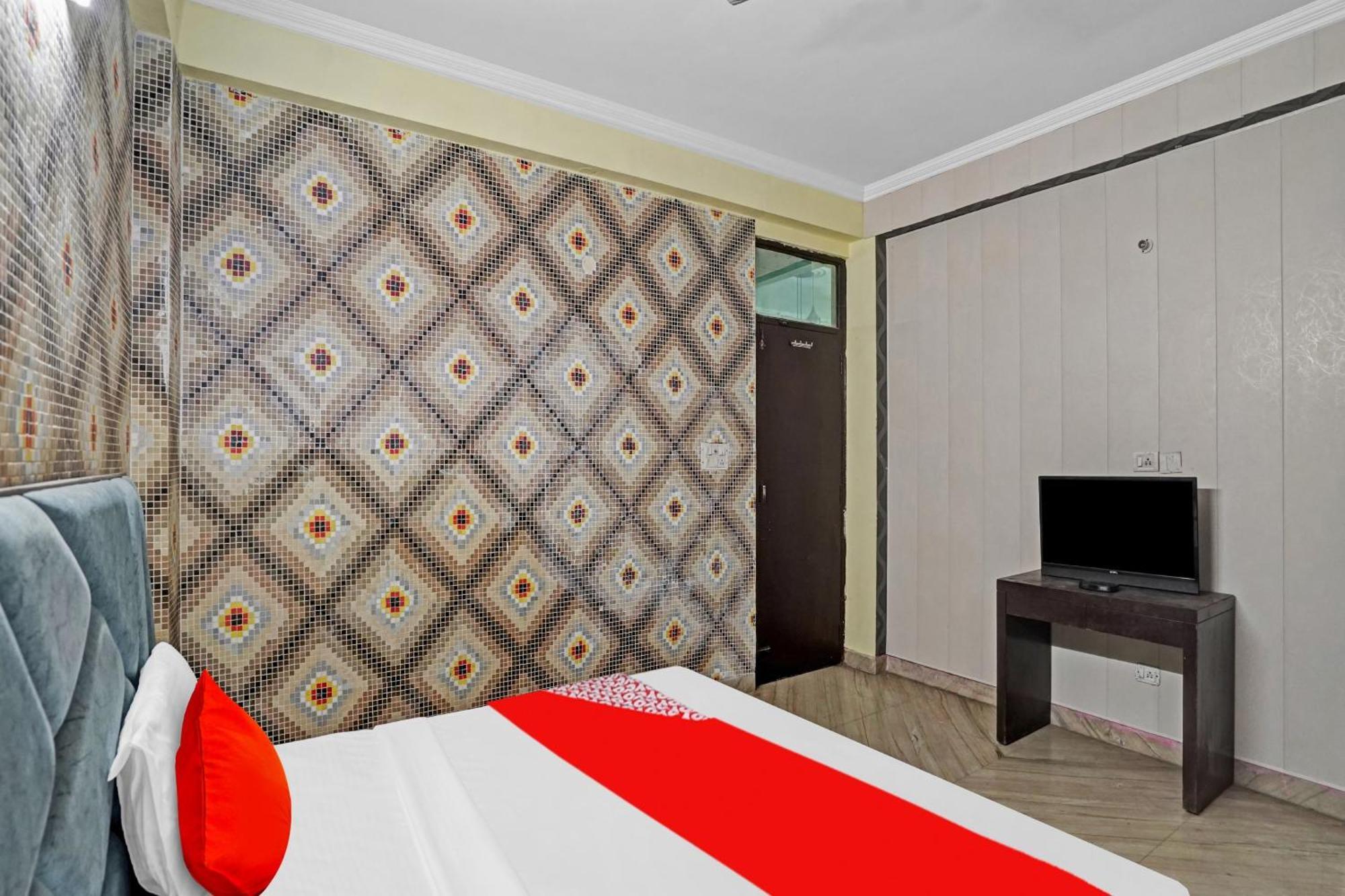 Hotel O Park View Noida Extérieur photo