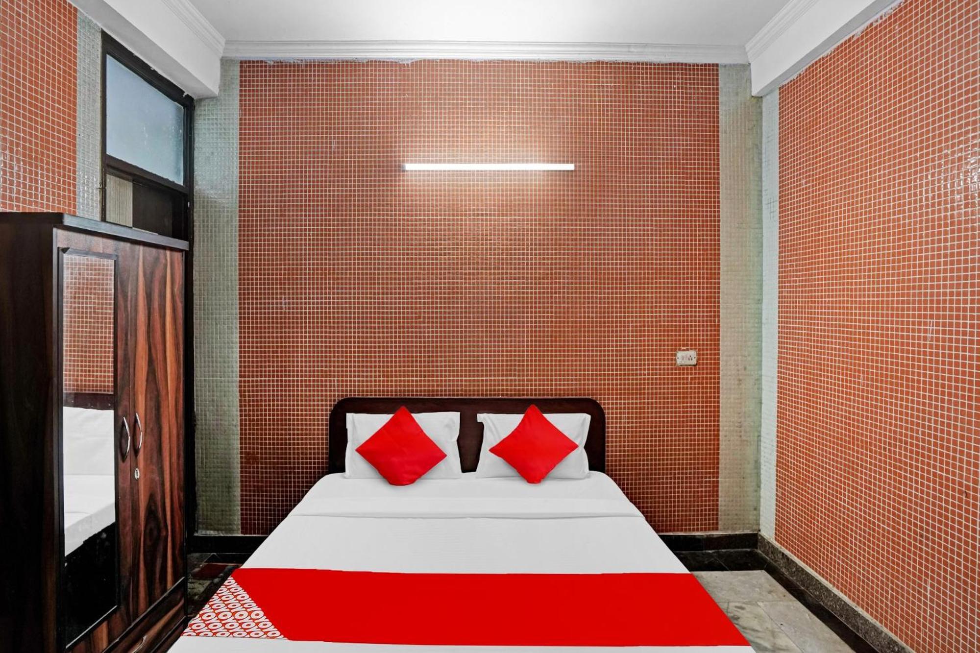 Hotel O Park View Noida Extérieur photo